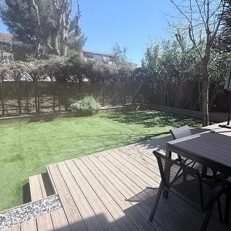 3-room Single-story With Small Garden * La Seyne-sur-Mer